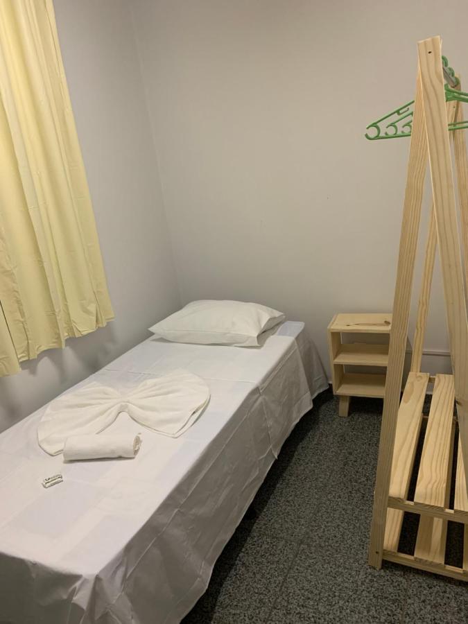 H One Hostel Гояния Экстерьер фото
