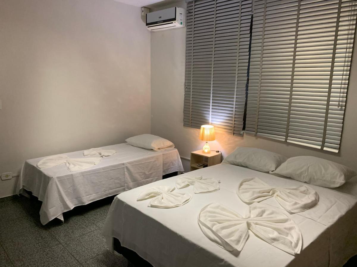 H One Hostel Гояния Экстерьер фото